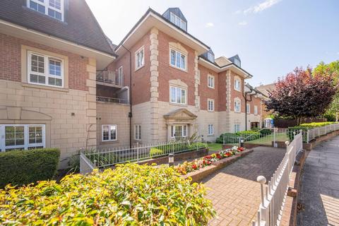 3 bedroom flat for sale, Holders Hill Road, Holders Hill, London, NW4