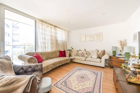 undefined, Ebb Court, E16, Docklands, London, E16
