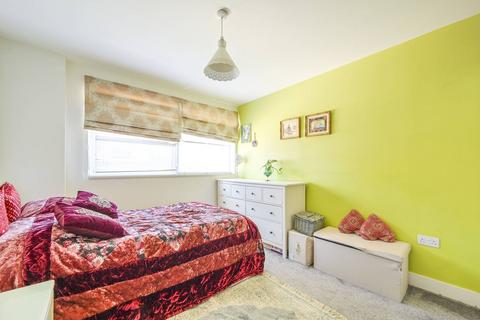 undefined, Ebb Court, E16, Docklands, London, E16
