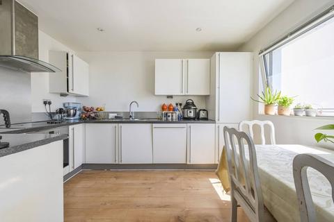 2 bedroom flat for sale, Ebb Court, E16, Docklands, London, E16