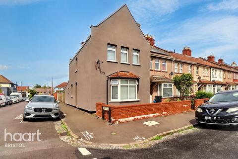 3 bedroom end of terrace house for sale, Davis Street, Bristol