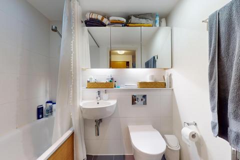 1 bedroom flat to rent, Queensbridge Road