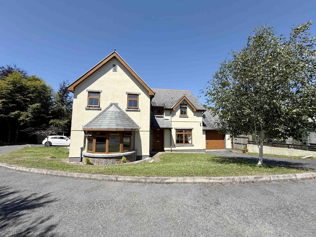 Executive 4-Bed Detached Home for Sale   Anchor C
