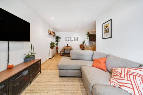 2 bedroom flat for sale, NEW PARK ROAD, Brixton, London, SW2