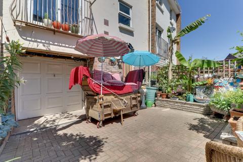 undefined, Burgoyne Road, Southsea