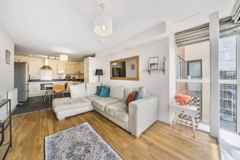 Oak Square, Stockwell, London, SW9