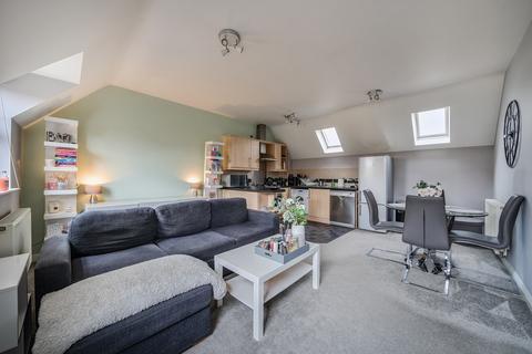 2 bedroom terraced house for sale, Phoebe Way, Oakhurst, Swindon