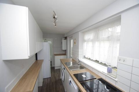 2 bedroom terraced house to rent, Sotheron Road, Watford, WD17