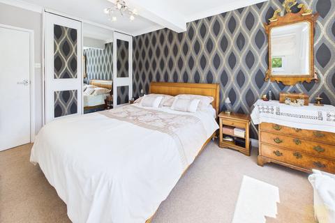 4 bedroom detached house for sale, Stamford Road, Stamford PE9