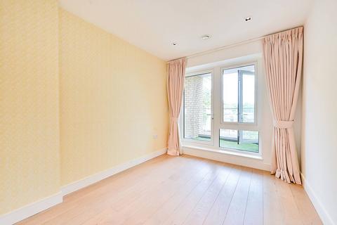 2 bedroom flat for sale, Kew Bridge Road, Brentford, TW8