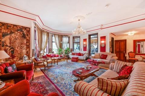 11 bedroom detached house for sale, Ashley Road, Epsom, KT18