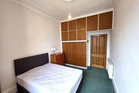 2 bedroom flat to rent, Crown Street, City Centre, Aberdeen, AB11