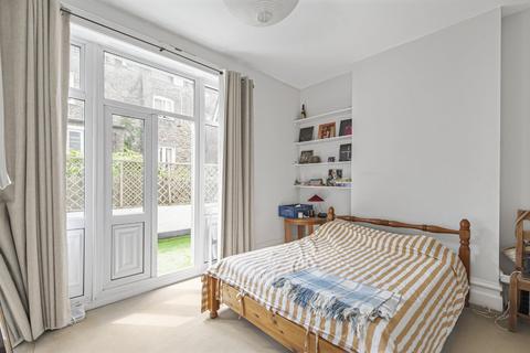 1 bedroom flat to rent, Crookham Road, London, SW6