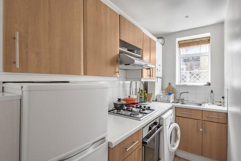 1 bedroom flat to rent, Crookham Road, London, SW6