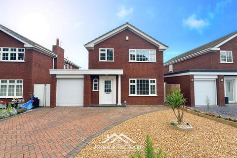4 bedroom detached house for sale, St. Marys Court, Rhyl