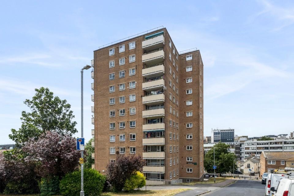 Albion Hill, Thornsdale 45-022(1) (Custom).jpg