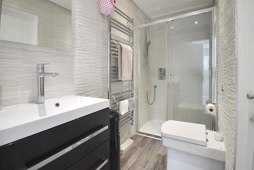 Jack & Jill Shower Room
