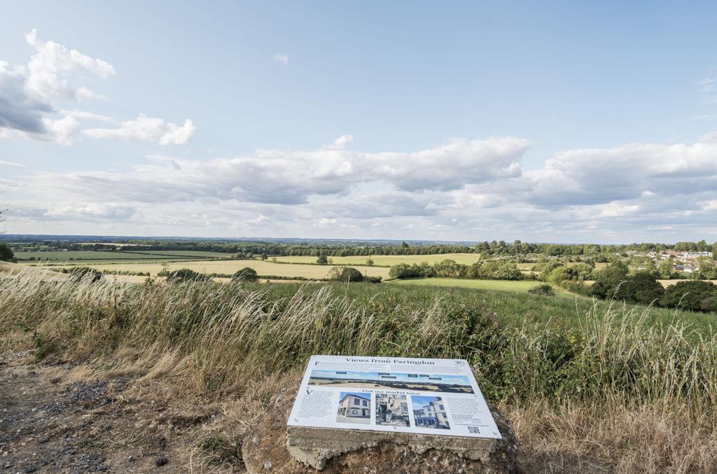 Faringdon Views
