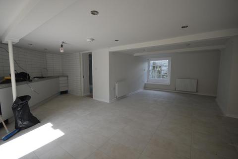 1 bedroom flat to rent, Ferris Town, Truro