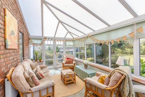 Plas Gwyn Barnfields, Newtown, SY16 2LA