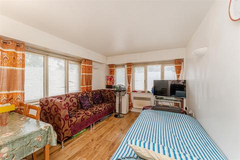 2 bedroom flat for sale, Stepney Way, London