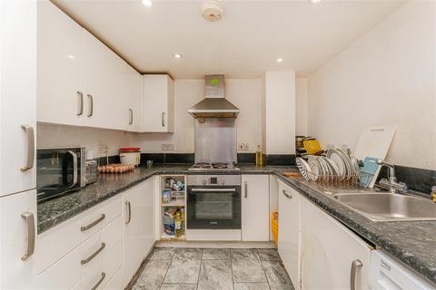 2 bedroom flat for sale, Stepney Way, London