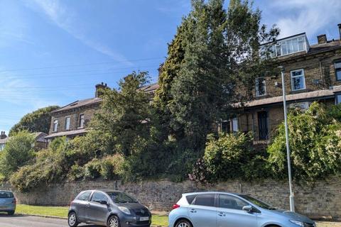 5 bedroom terraced house for sale - 62, Hazelhurst Brow Bradford, BD9 6AQ