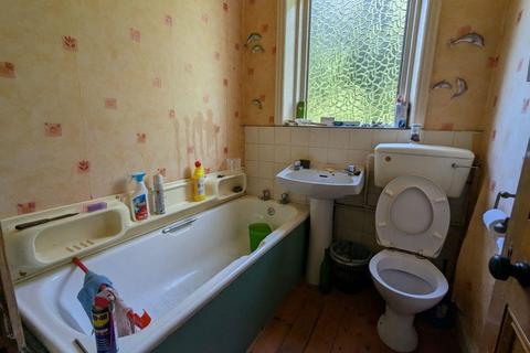 62 Hazelhurst Brow, Bradford, BD9 6AQ