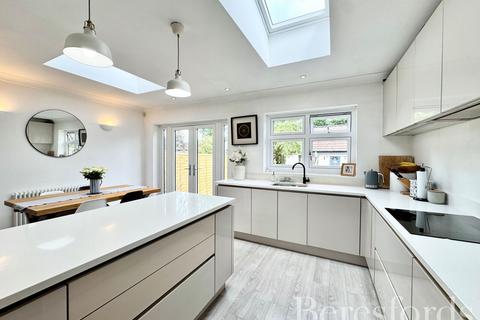 70 Stanley Road, Hornchurch, RM12 4JW