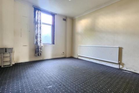 undefined, Harold Road, London! 2x2 Bedroom Maisonettes!