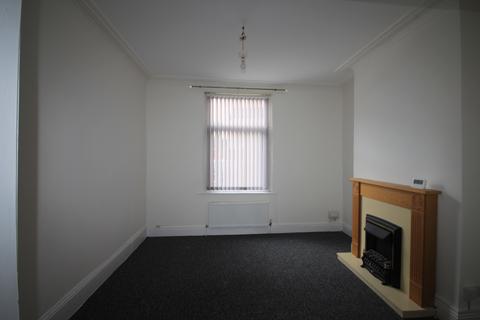 2 bedroom terraced house to rent, Arthur Street, Hull, East Riding of Yorkshire, HU3