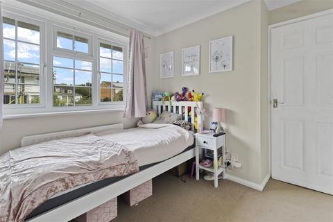3 bedroom semi-detached house for sale, Howard Close, Hailsham