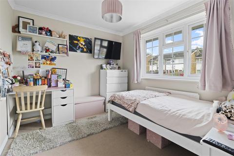 3 bedroom semi-detached house for sale, Howard Close, Hailsham