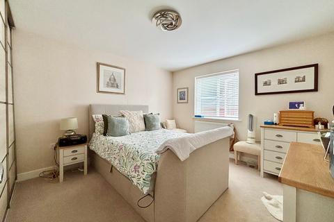 22 Etchingham Drive, St Leonards-on-sea, TN38 9AB
