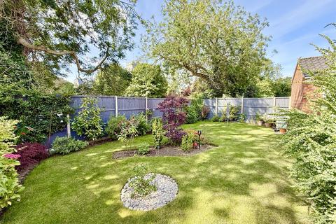 4 bedroom detached house for sale, Marten Close, Martham NR29