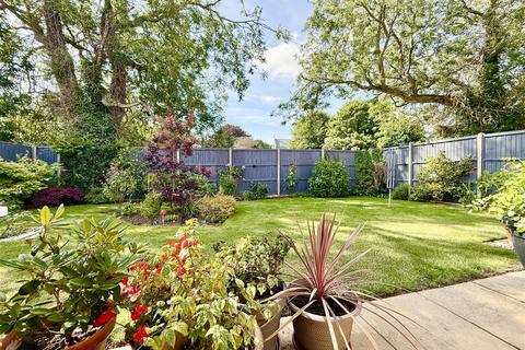 4 bedroom detached house for sale, Marten Close, Martham NR29