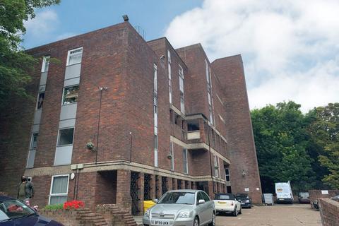 30, Startpoint Downs Road, Luton, LU1 1XW