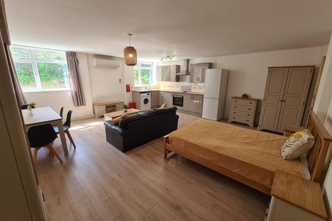 Studio to rent, Lincoln Road, PETERBOROUGH PE1