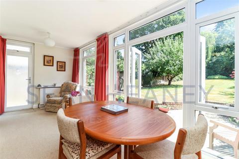 4 bedroom semi-detached house for sale, Old Fold View, Barnet EN5