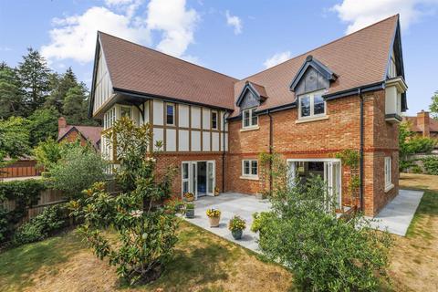 23 Seymour Drive, Ascot, SL5 8FX