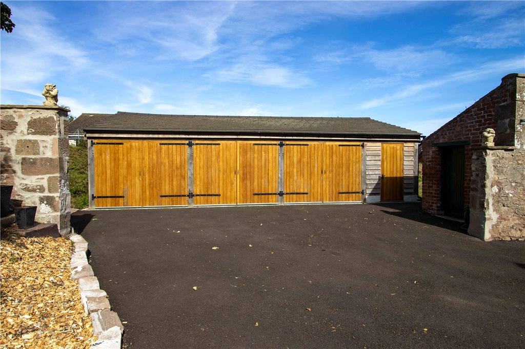 Triple Garage