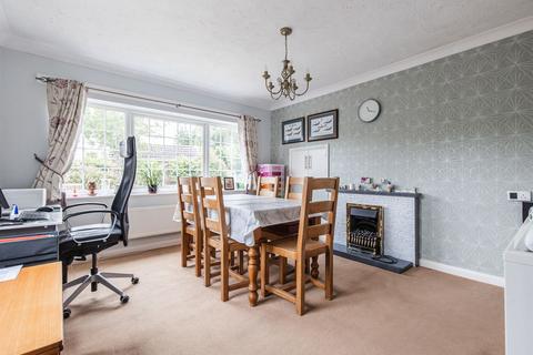 5 bedroom bungalow for sale, A More Tranquil Pace of Life in West Winch