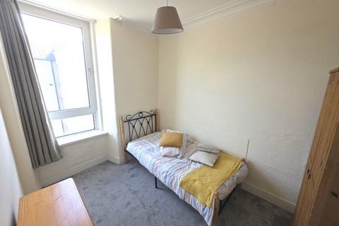 2 bedroom flat to rent, Hutcheon Street, City Centre, Aberdeen, AB25