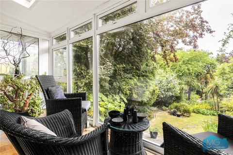 4 bedroom semi-detached house for sale, Bethune Avenue, London, N11