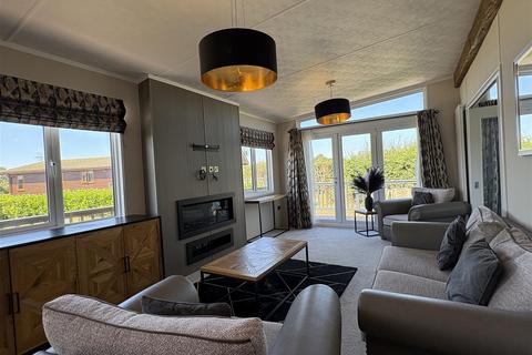 undefined, Oakwood Retreat Country Park, Newton On Derwent, York