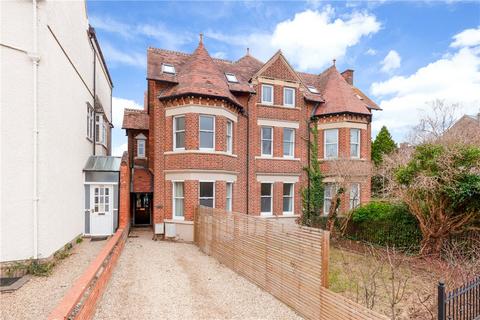 undefined, Woodstock Road, Oxford, Oxfordshire, OX2