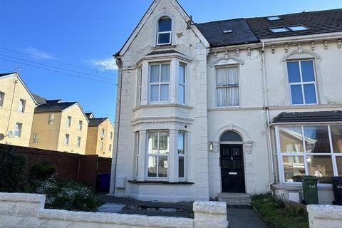 2 bedroom flat to rent - St. Asaph Street, Rhyl, LL18
