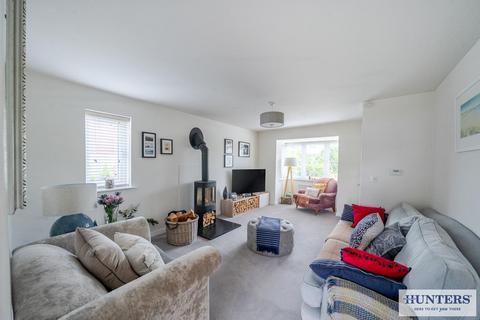 4 bedroom detached house for sale, Privet Drive, Thorpe Willoughby, Selby