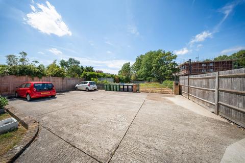 Flat 4, 67 Station Road, Sidcup, DA15 7DR