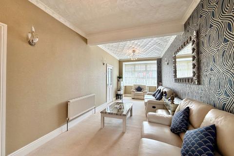 3 bedroom terraced house for sale, Bromyard Road, Tyseley